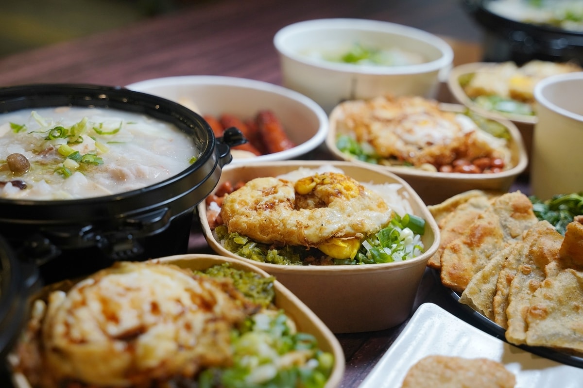 【麵東北】林口東北之家酸菜白肉鍋最新力作 美味必點韭菜花雙醬炸蛋滷肉飯/青麻椒鹹粥/驢打滾
