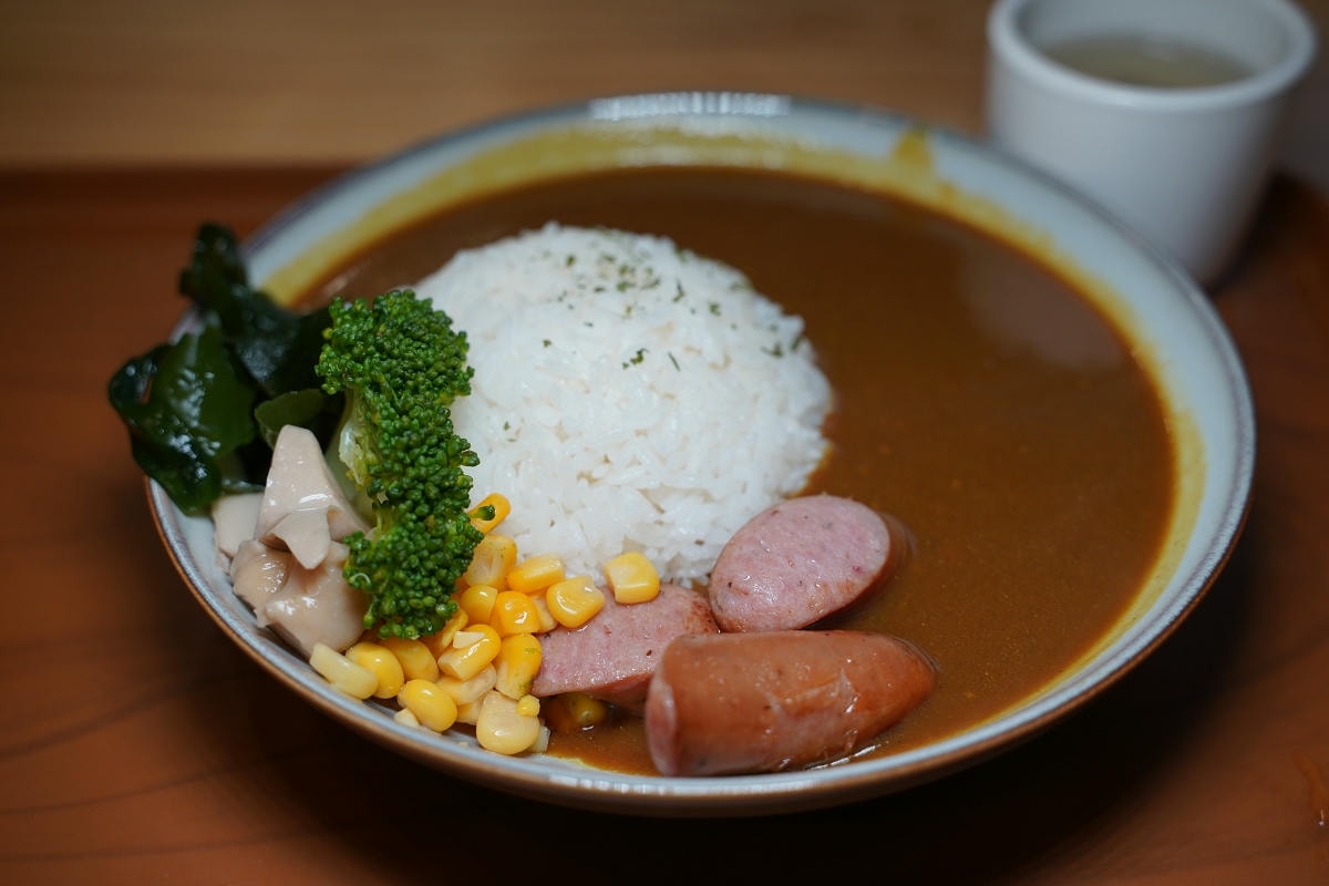 【山內村熟成咖哩內壢店】內壢平價咖哩飯推薦 美味自家調配熟成濃咖哩 麻婆豆腐咖哩香辣夠勁 - 第6張圖 【山內村熟成咖哩內壢店】內壢平價咖哩飯推薦 美味自家調配熟成濃咖哩 麻婆豆腐咖哩香辣夠勁
