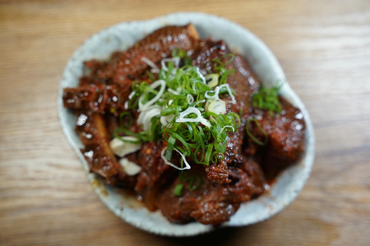 【旭苑大眾酒場】桃園居酒屋推薦 創新日式料理美味上桌 推薦菜色免費玩吃角子老虎機