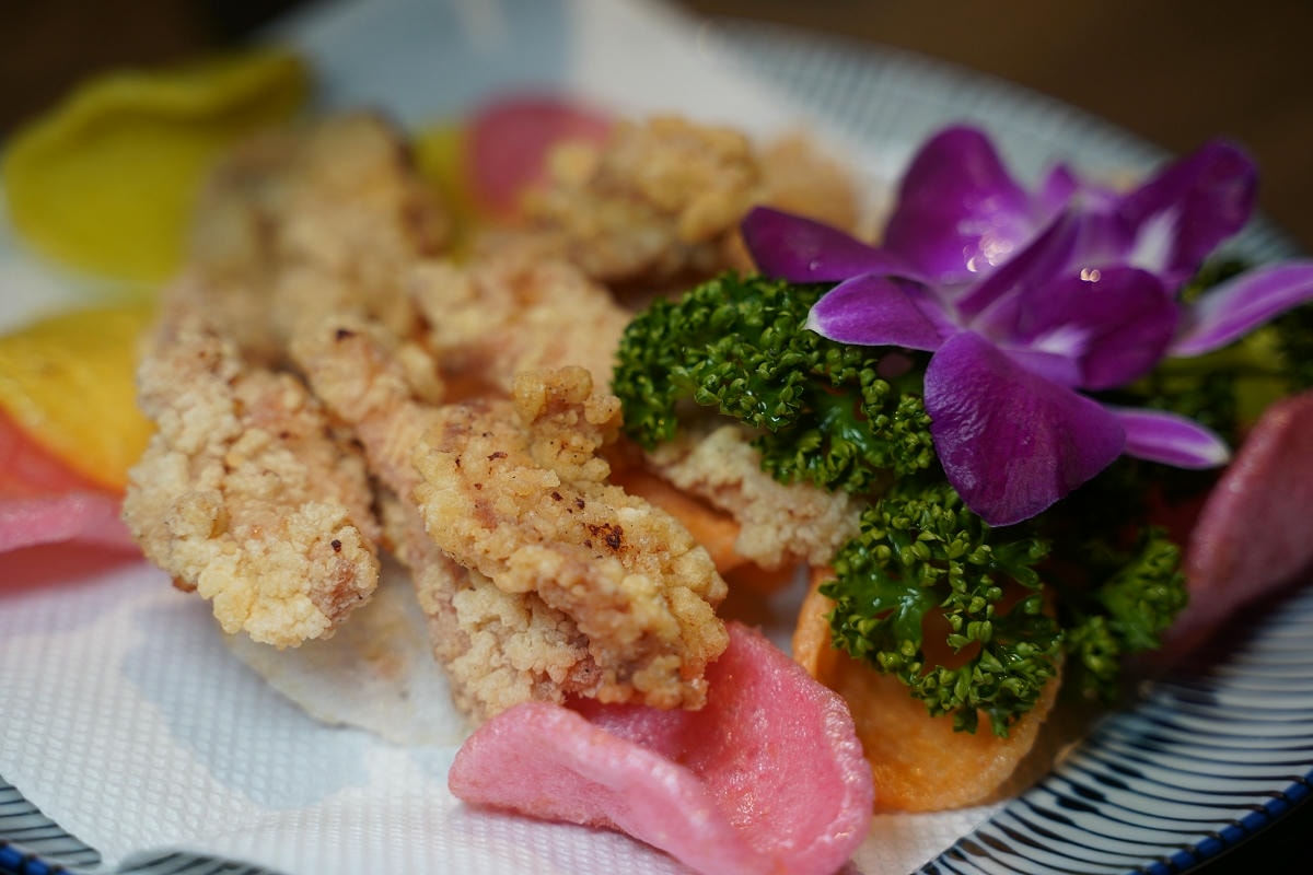 【星曜雞湯】台北中山區濃郁系雞湯火鍋 欣欣百貨內超人氣美食餐廳 商務聚餐包廂超人氣模特之夜