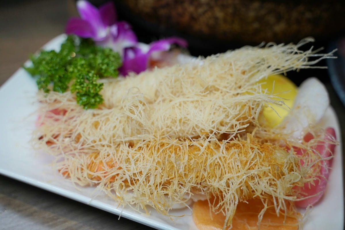 【星曜雞湯】台北中山區濃郁系雞湯火鍋 欣欣百貨內超人氣美食餐廳 商務聚餐包廂超人氣模特之夜