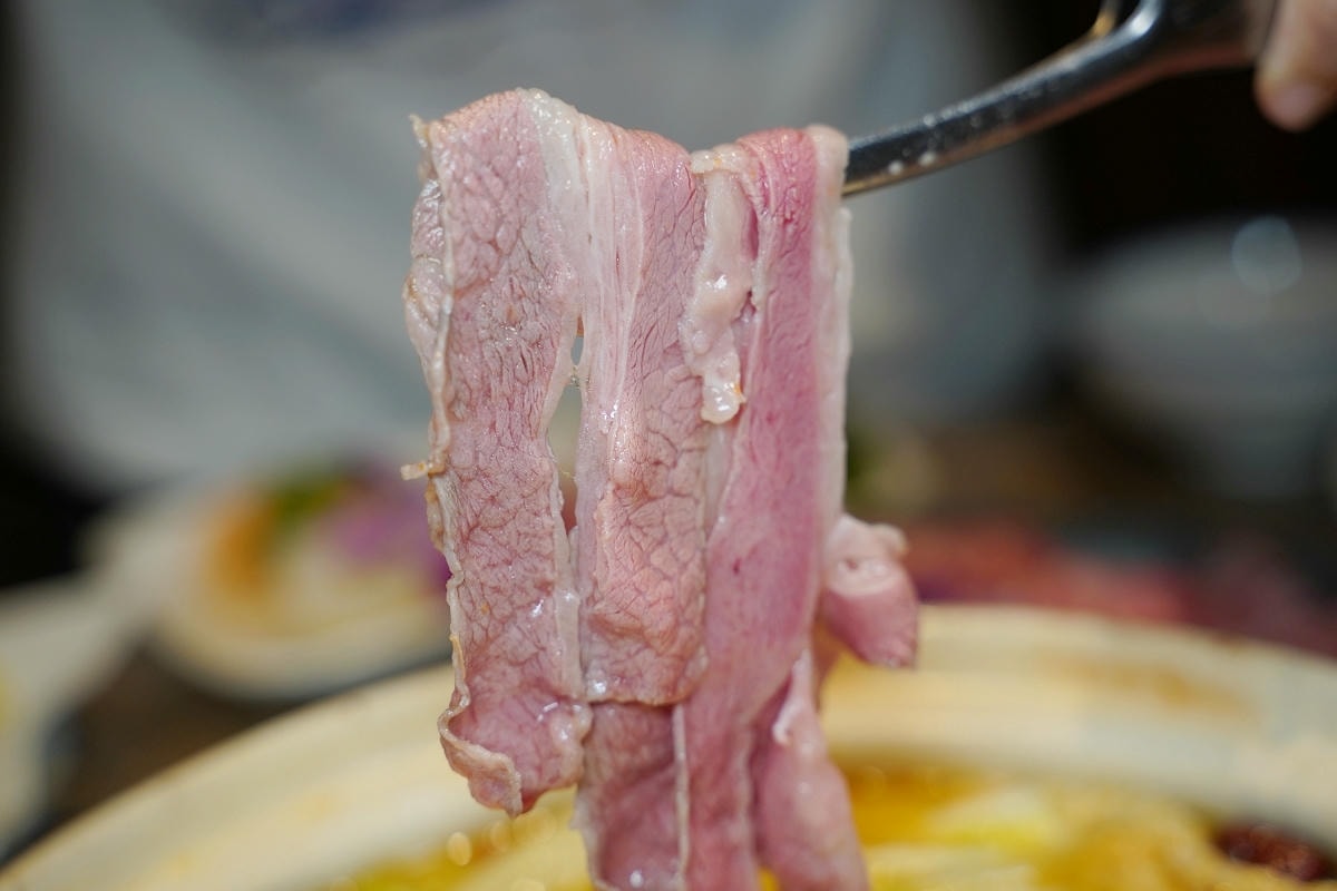 【星曜雞湯】台北中山區濃郁系雞湯火鍋 欣欣百貨內超人氣美食餐廳 商務聚餐包廂超人氣模特之夜