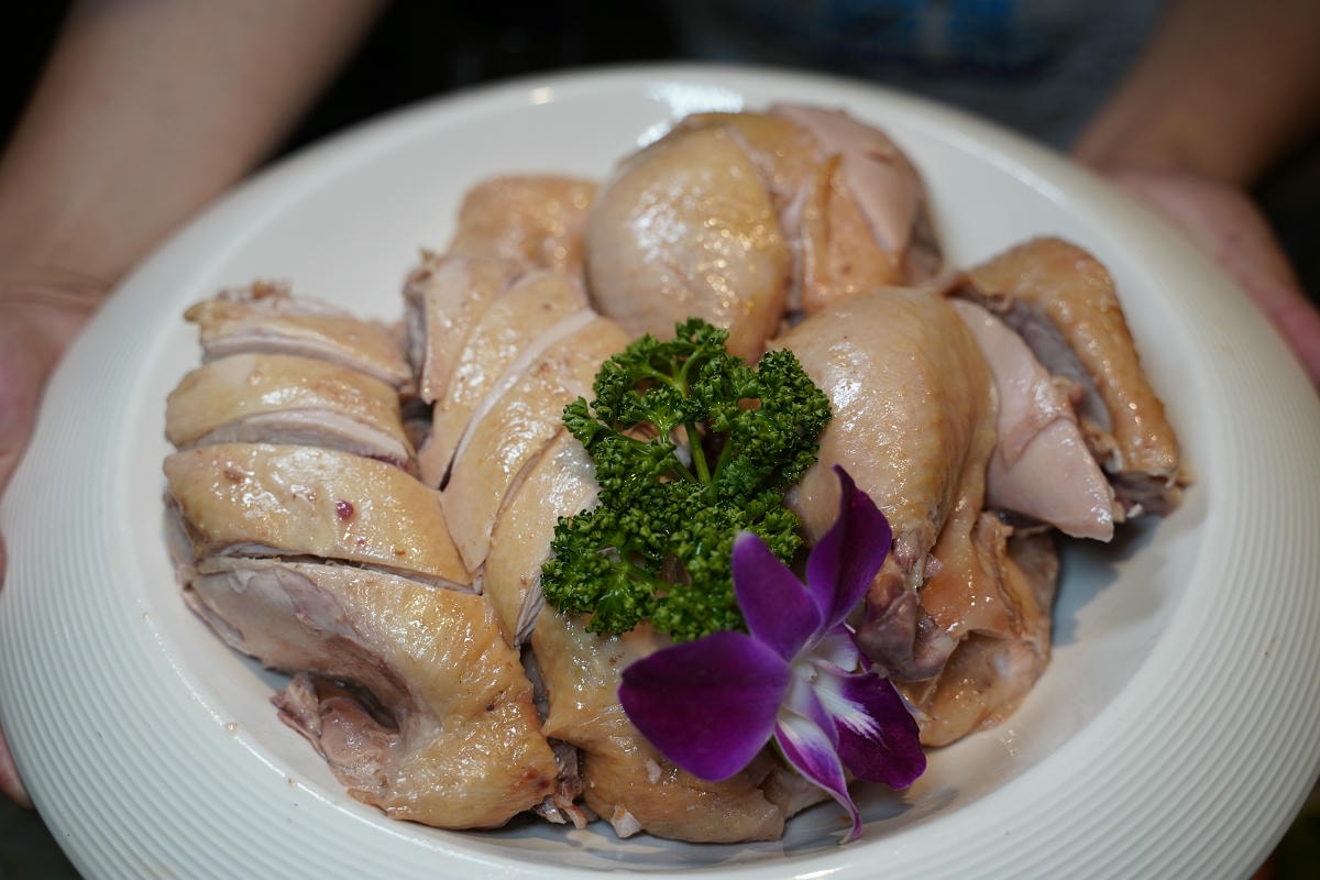 【星曜雞湯】台北中山區濃郁系雞湯火鍋 欣欣百貨內超人氣美食餐廳 商務聚餐包廂超人氣模特之夜