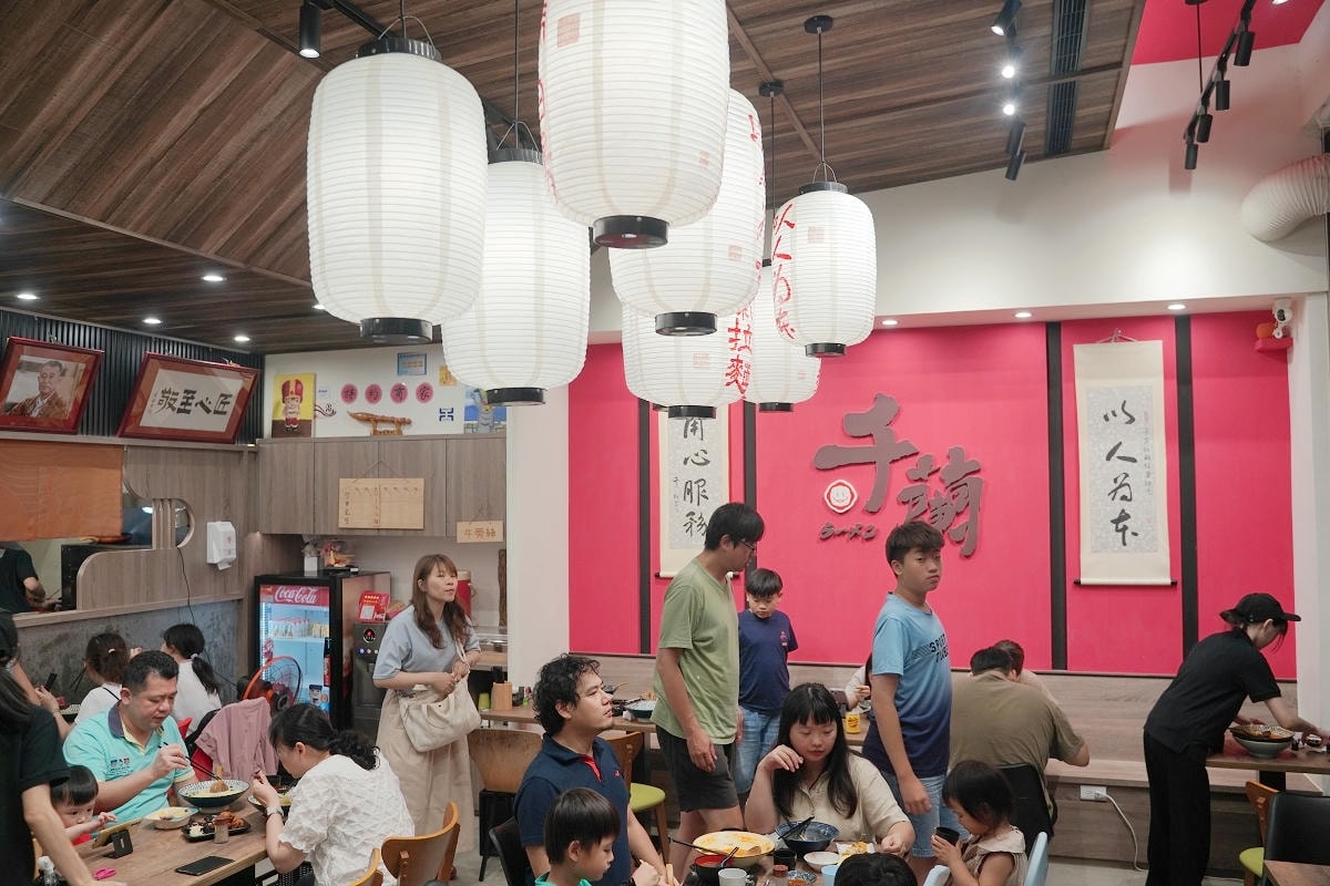 【千蘭日式拉麵埔心貳號殿】桃園楊梅親子餐廳推薦 兒童遊戲區免費小禮物 日式丼飯咖哩飯/拉麵