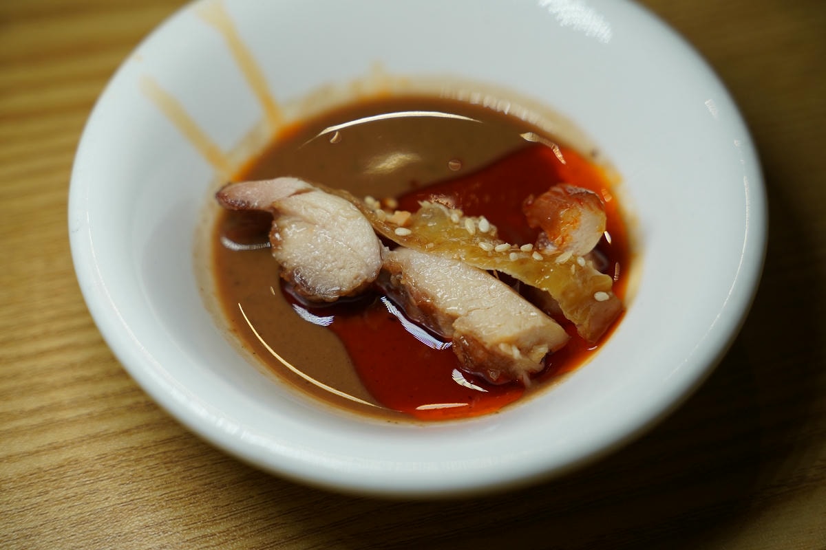 【麵老大 中正區美食】魂牽夢縈椒麻烏醋麵/紅燒肉蓋飯 必吃肉老大果凍鴨血 肉老大旗下全新品牌