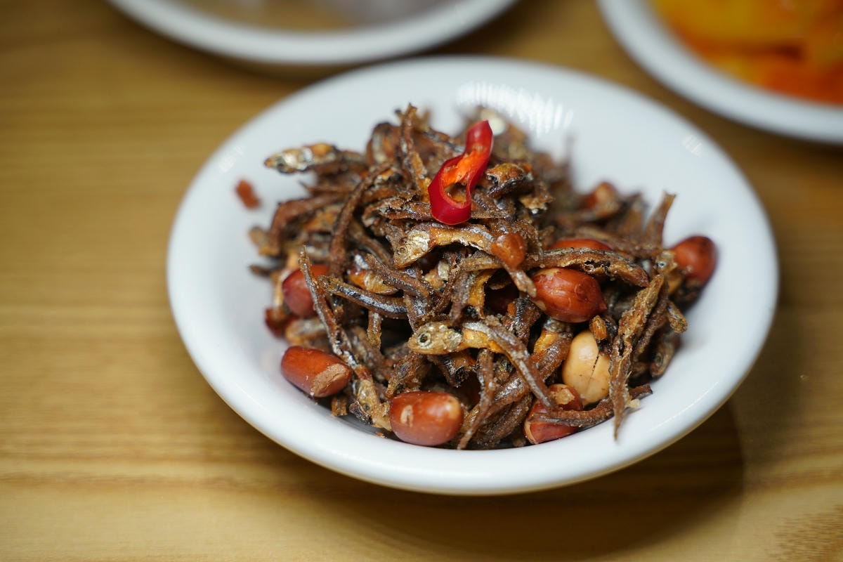 【麵老大 中正區美食】魂牽夢縈椒麻烏醋麵/紅燒肉蓋飯 必吃肉老大果凍鴨血 肉老大旗下全新品牌