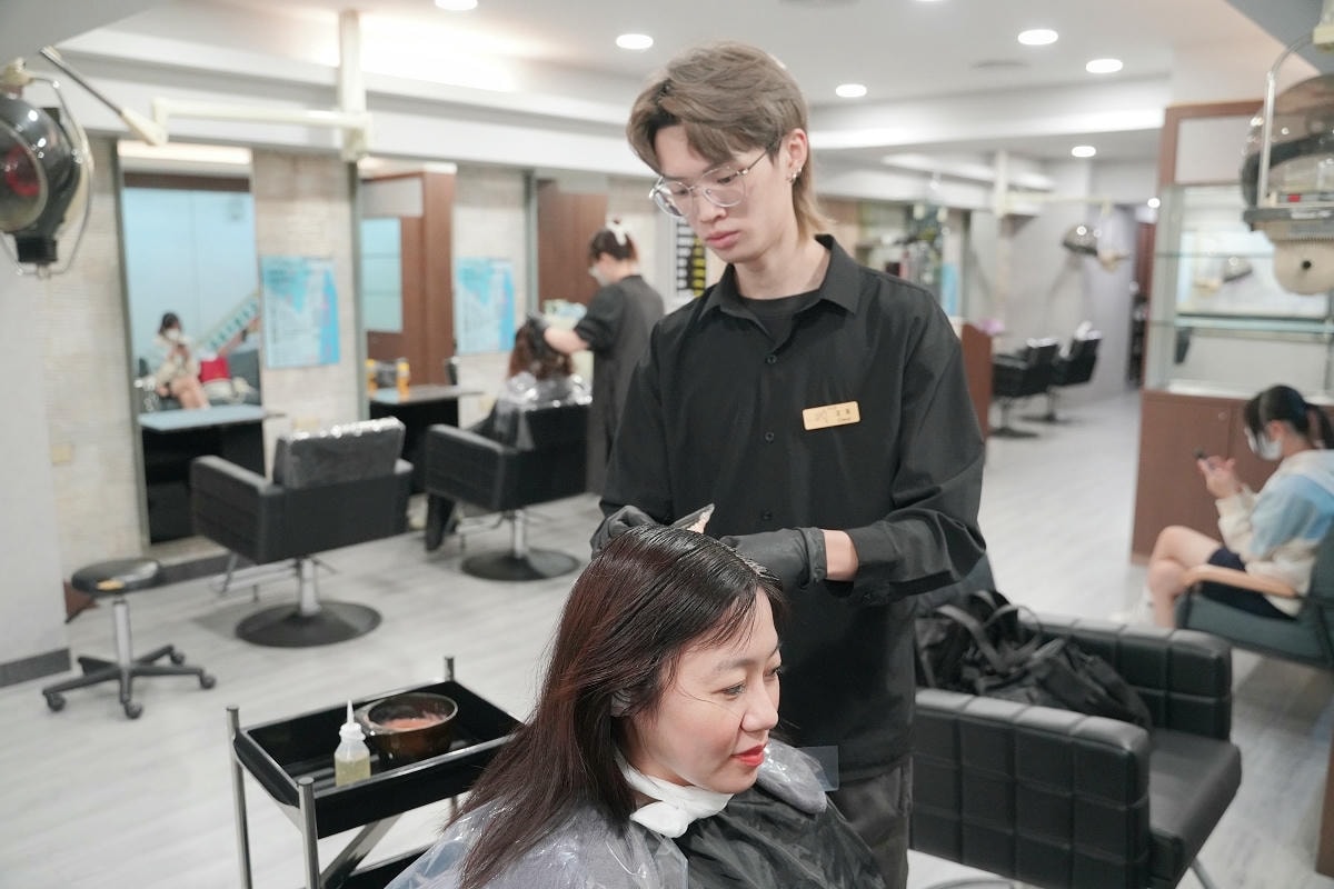 【WorHair中正紀念堂店】中正剪髮台北平價染髮推薦 夜間剪髮預約制 男女不分長短均一價