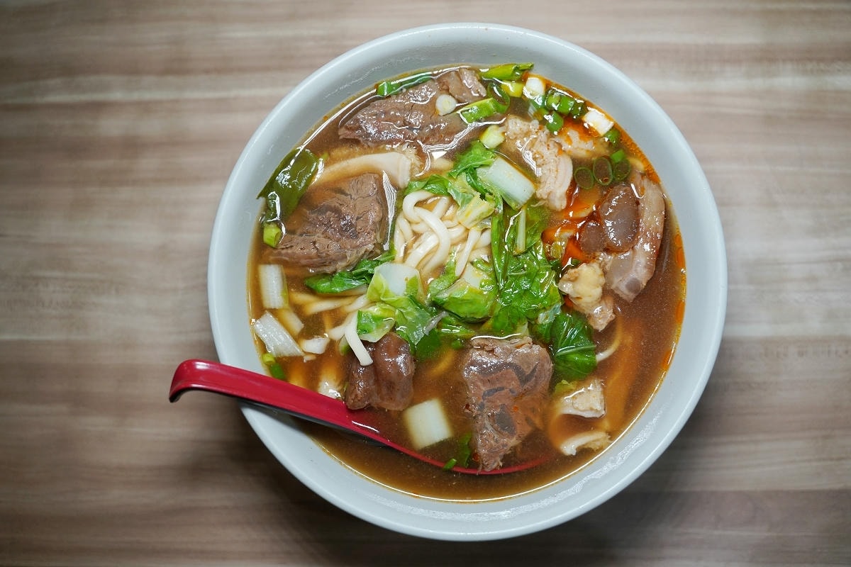 【玖伍牛肉麵店忠孝店】台北必吃牛肉麵 1998年開業牛肉麵老饕口袋名單 美味必點招牌三合一