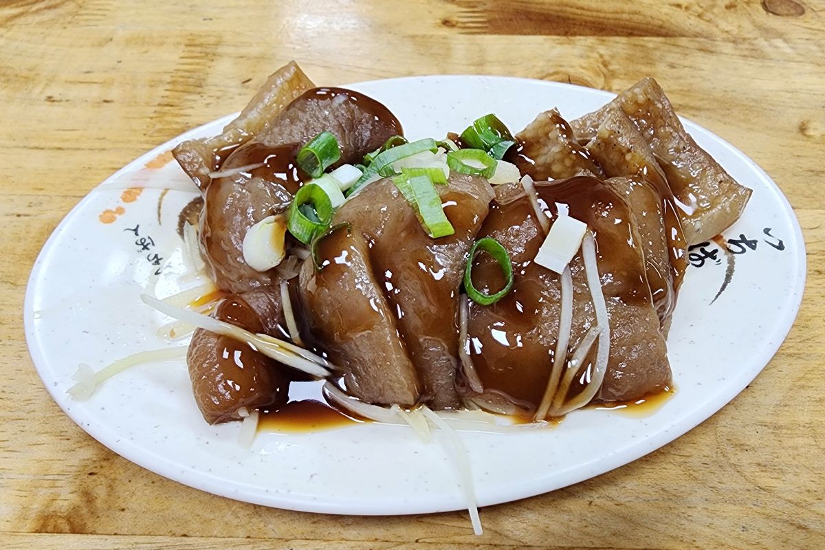 【內壢興隆麵店】內壢興農路美味平價小吃 餛飩麵/乾意麵/豬皮小菜好吃必點 內壢在地傳統麵店
