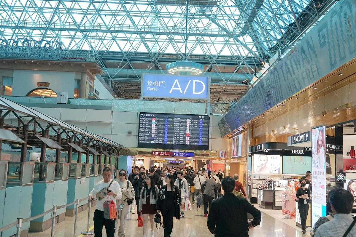 【桃園國際機場飛上海浦東國際機場】中華航空CI503 二航廈北翼天空之城飛機起降觀景平台