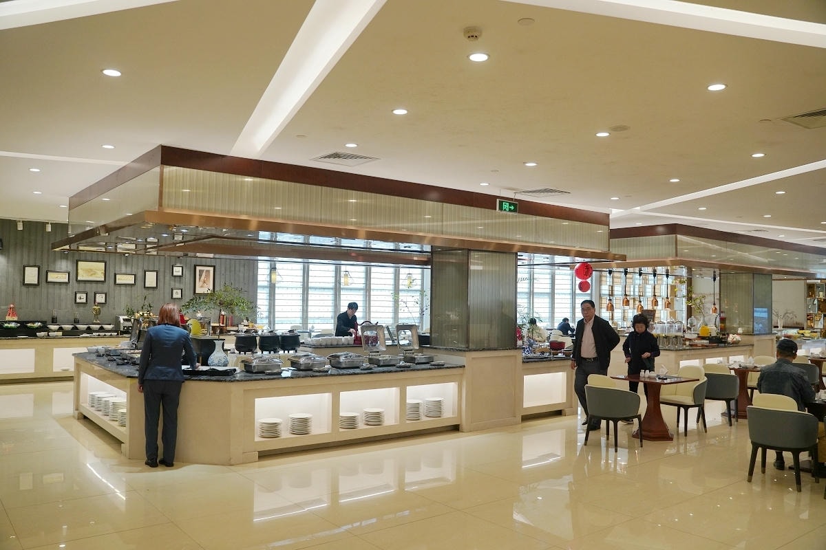【常熟國際飯店】鄰近虞山國家森林公園/齊梁古剎興福寺 常熟市唯一五星級酒店 豐富早餐自助吧