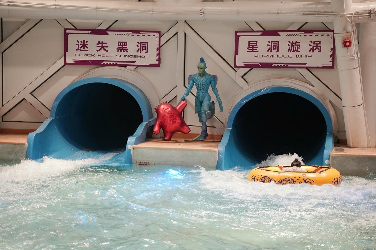 【新濠影滙水上樂園】澳門最大水上樂園 獨一無二室內恆溫玩水勝地 夏季限定戶外熱帶森林河流 - 第36張圖 【新濠影滙水上樂園】澳門最大水上樂園 獨一無二室內恆溫玩水勝地 夏季限定戶外熱帶森林河流