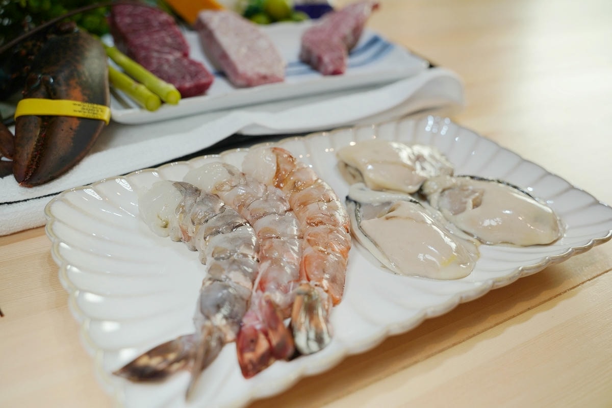 【海童鐵板料亭】青埔高質感無菜單鐵板燒料理 慶生約會商務聚餐好選擇 鄰近橫山書法藝術館