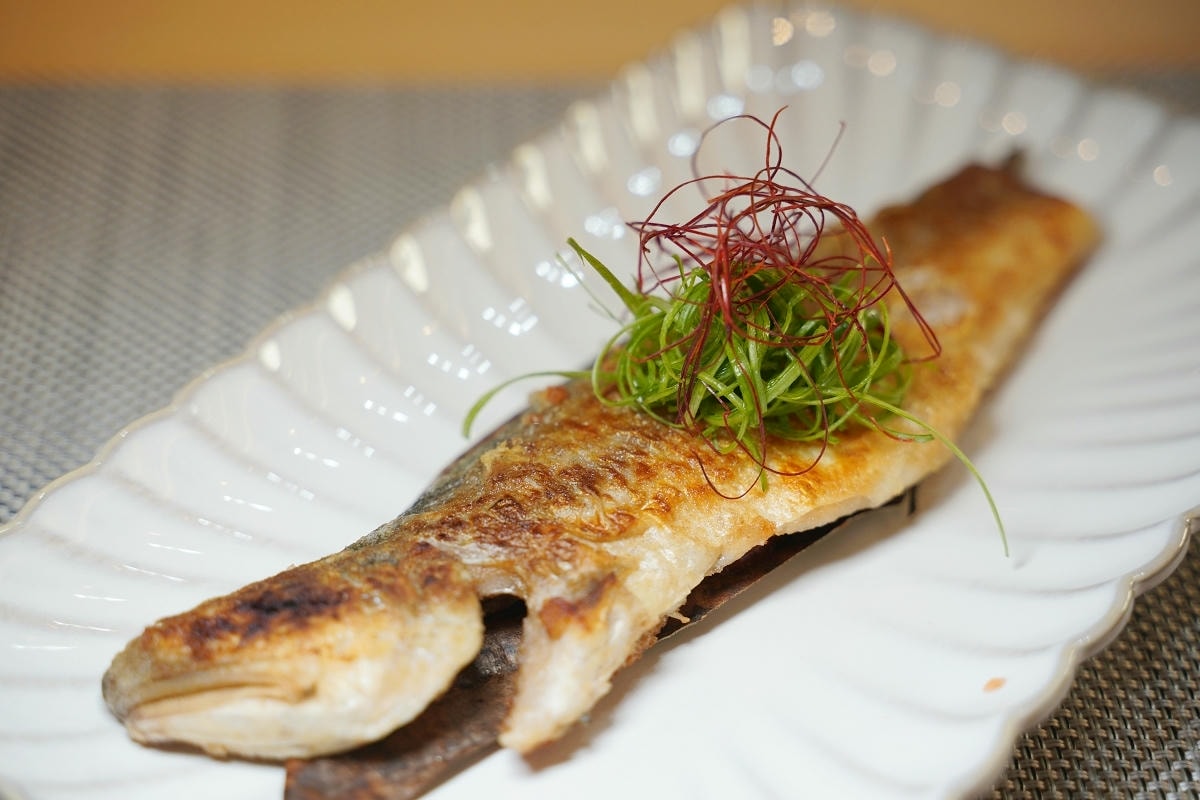 【海童鐵板料亭】青埔高質感無菜單鐵板燒料理 慶生約會商務聚餐好選擇 鄰近橫山書法藝術館