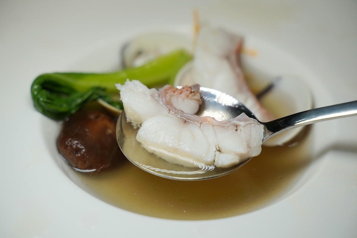 【海童鐵板料亭】青埔高質感無菜單鐵板燒料理 慶生約會商務聚餐好選擇 鄰近橫山書法藝術館