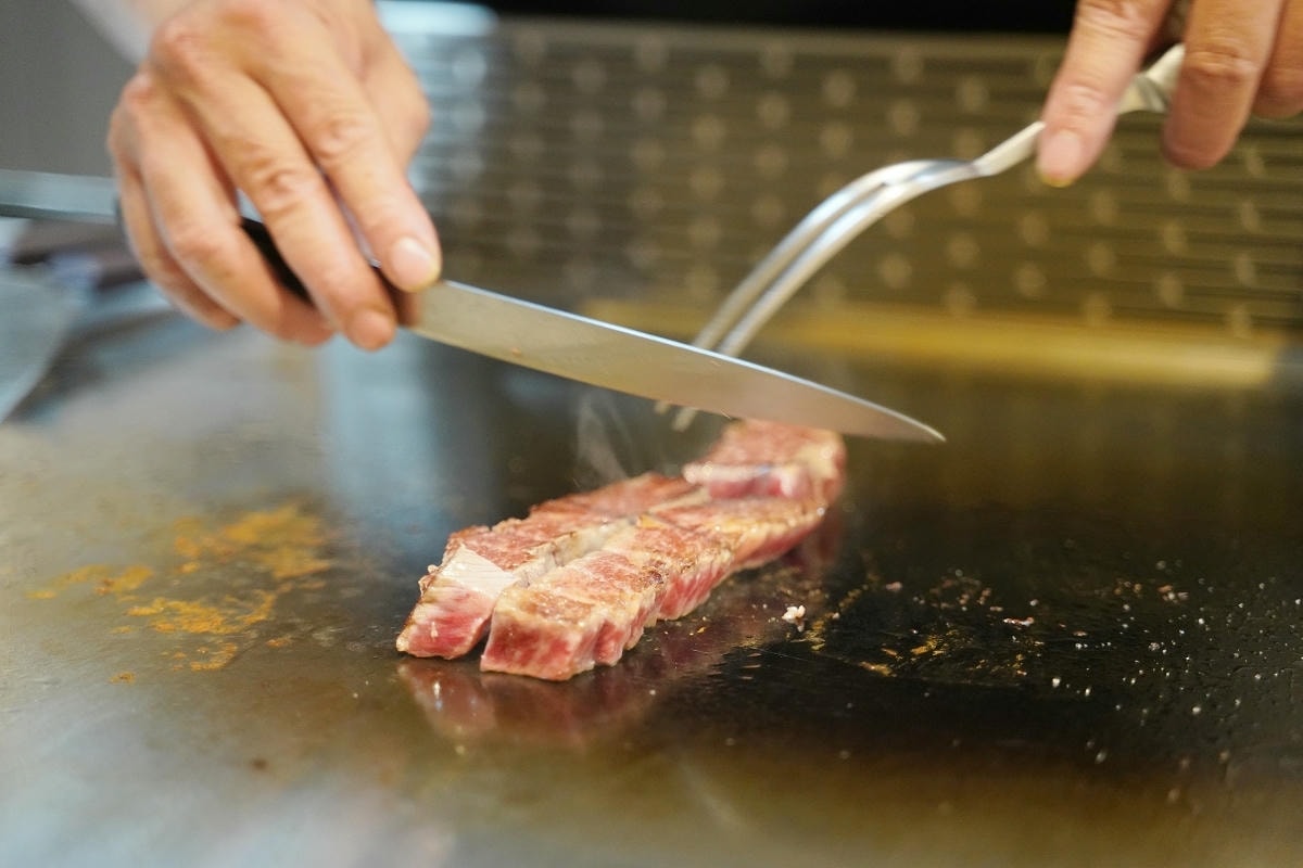 【海童鐵板料亭】青埔高質感無菜單鐵板燒料理 慶生約會商務聚餐好選擇 鄰近橫山書法藝術館