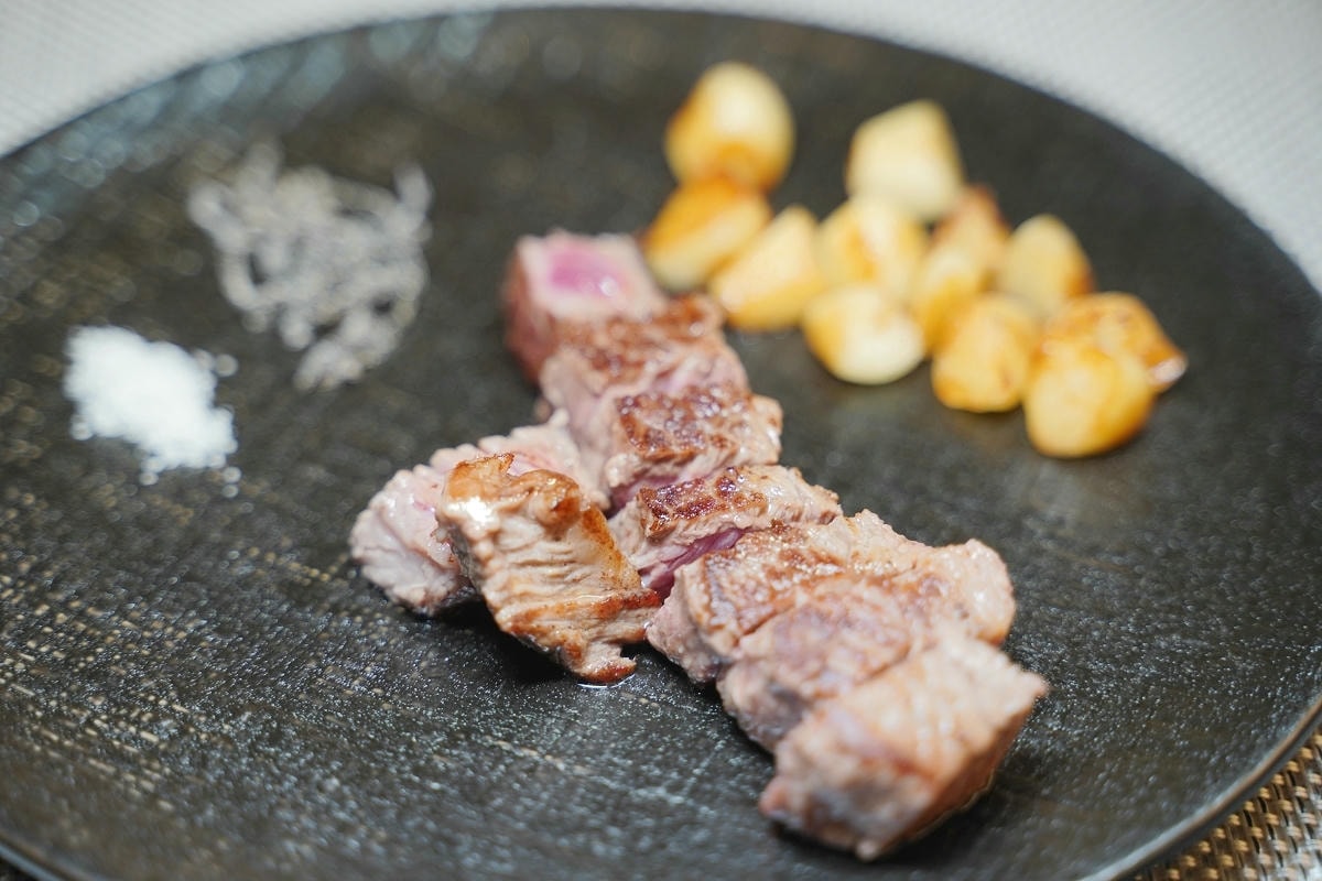 【海童鐵板料亭】青埔高質感無菜單鐵板燒料理 慶生約會商務聚餐好選擇 鄰近橫山書法藝術館