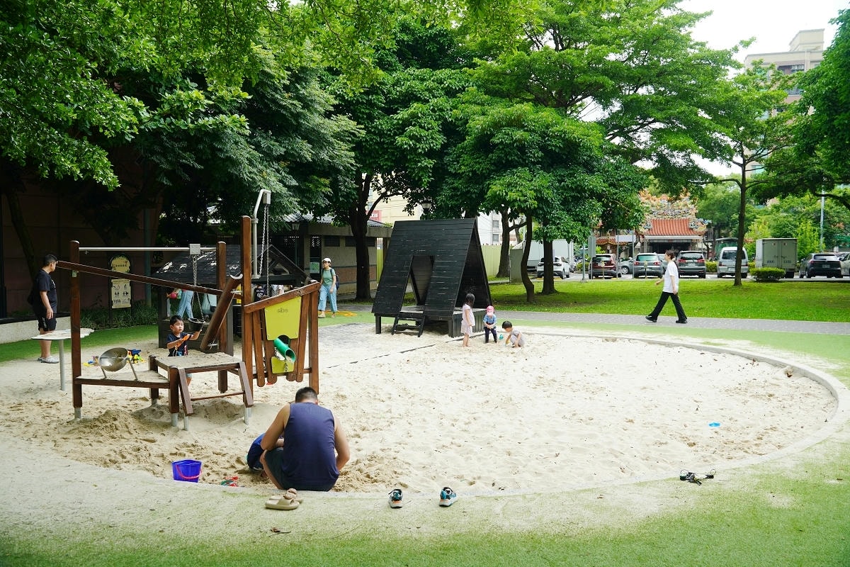 【陽明公園兒童遊樂場】桃園區最大旗艦共融式公園 全齡共融桃氣猿奇境 桃園埤塘文化生態水池