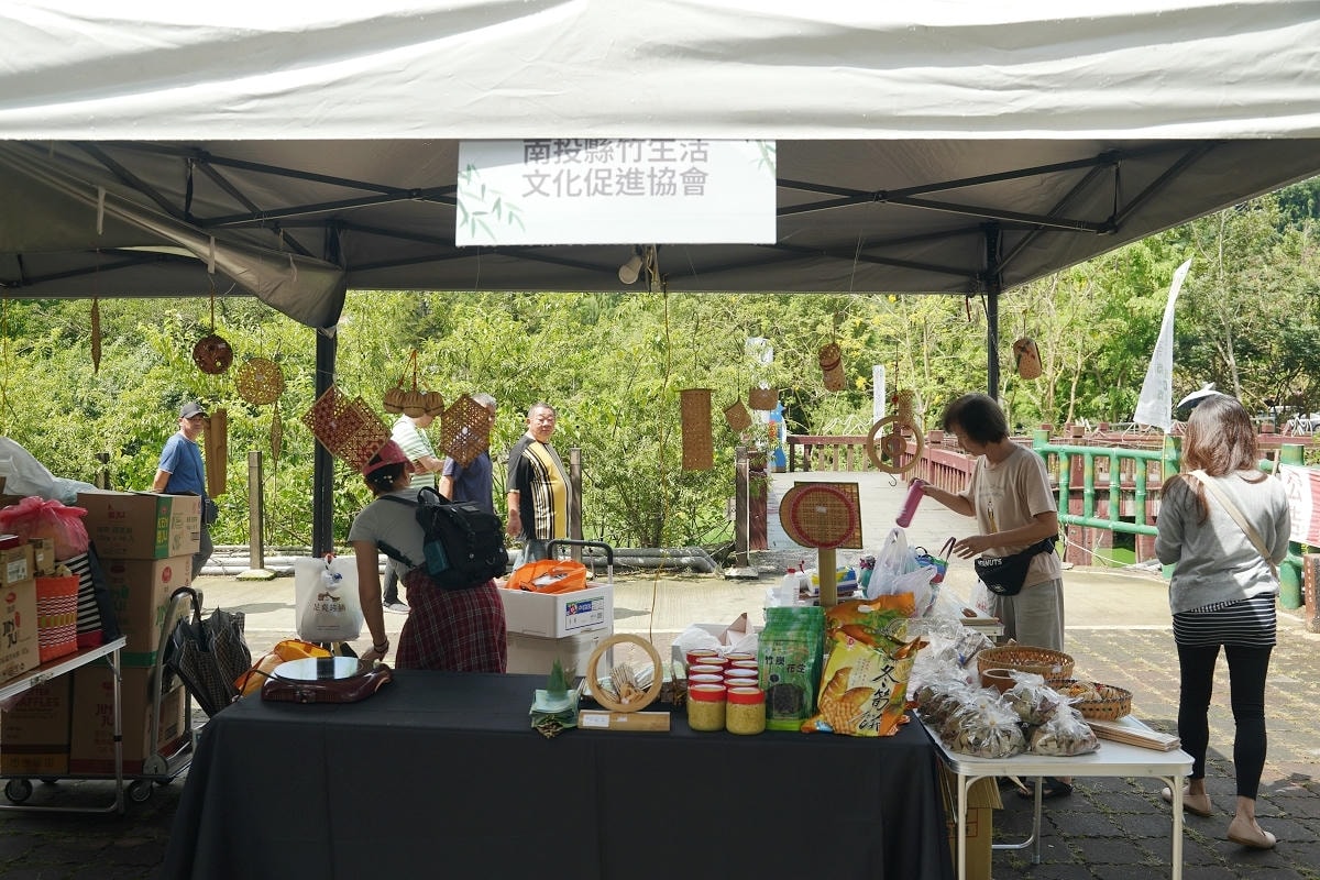 【竹醉日文化祭】南投鹿谷麒麟潭 茶香饗宴X歌手展演X市集消費抽大獎 藝文盛宴鹿谷之夜 - 第4張圖 【竹醉日文化祭】南投鹿谷麒麟潭 茶香饗宴X歌手展演X市集消費抽大獎 藝文盛宴鹿谷之夜