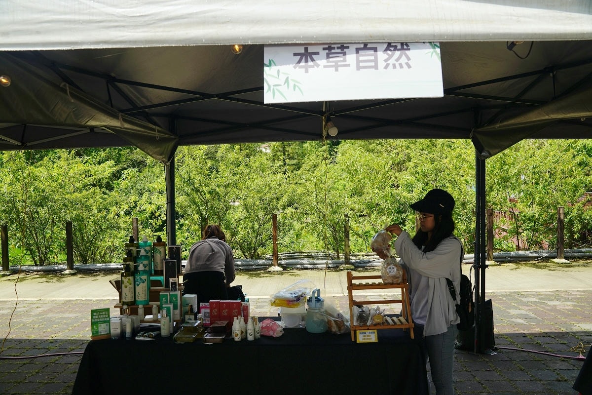 【竹醉日文化祭】南投鹿谷麒麟潭 茶香饗宴X歌手展演X市集消費抽大獎 藝文盛宴鹿谷之夜 - 第8張圖 【竹醉日文化祭】南投鹿谷麒麟潭 茶香饗宴X歌手展演X市集消費抽大獎 藝文盛宴鹿谷之夜