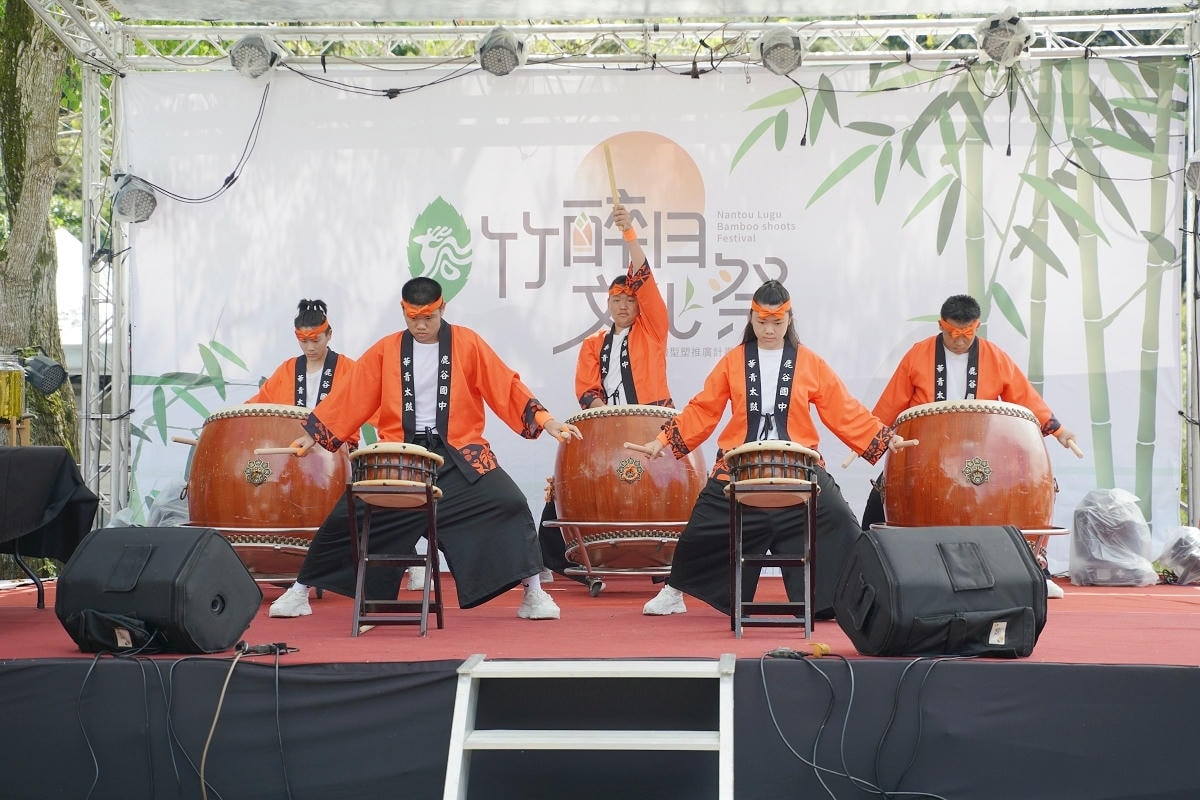 【竹醉日文化祭】南投鹿谷麒麟潭 茶香饗宴X歌手展演X市集消費抽大獎 藝文盛宴鹿谷之夜 - 第23張圖 【竹醉日文化祭】南投鹿谷麒麟潭 茶香饗宴X歌手展演X市集消費抽大獎 藝文盛宴鹿谷之夜