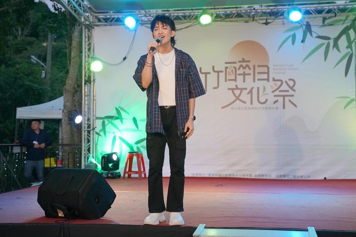 【竹醉日文化祭】南投鹿谷麒麟潭 茶香饗宴X歌手展演X市集消費抽大獎 藝文盛宴鹿谷之夜 - 第47張圖 【竹醉日文化祭】南投鹿谷麒麟潭 茶香饗宴X歌手展演X市集消費抽大獎 藝文盛宴鹿谷之夜