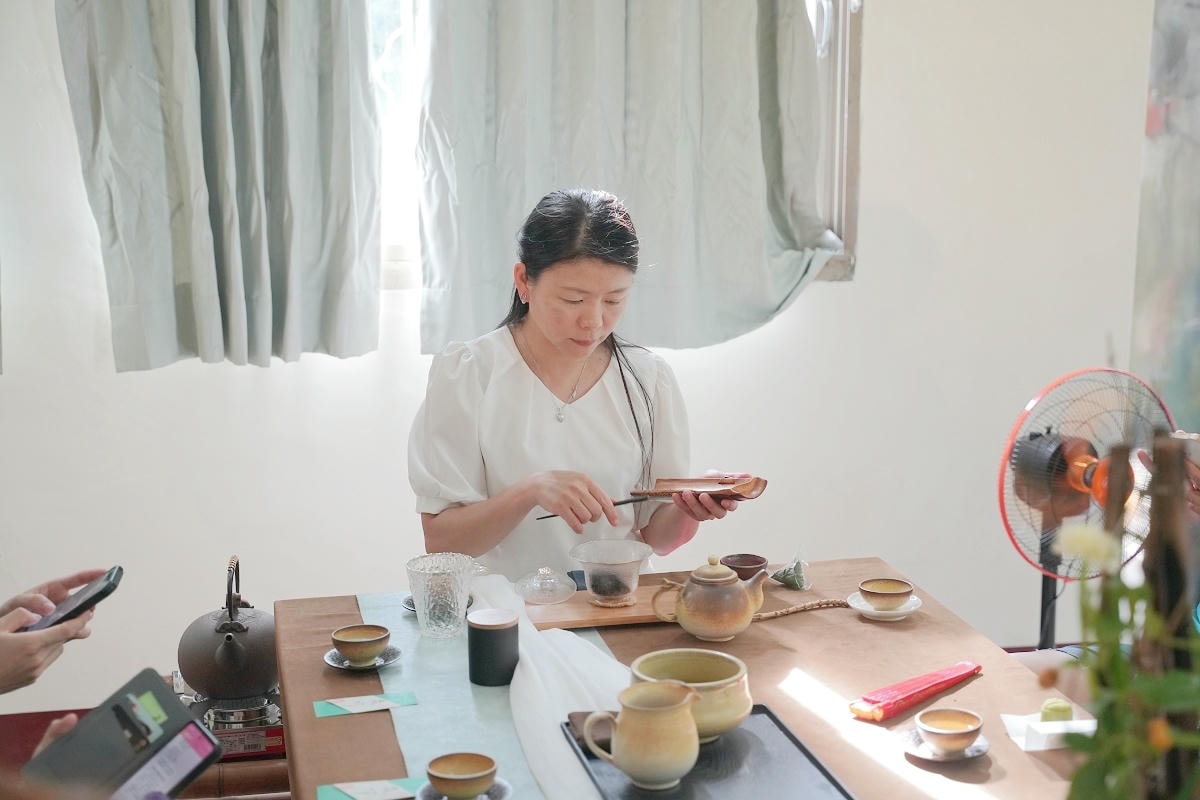 【竹醉日文化祭】南投鹿谷麒麟潭 茶香饗宴X歌手展演X市集消費抽大獎 藝文盛宴鹿谷之夜 - 第38張圖 【竹醉日文化祭】南投鹿谷麒麟潭 茶香饗宴X歌手展演X市集消費抽大獎 藝文盛宴鹿谷之夜