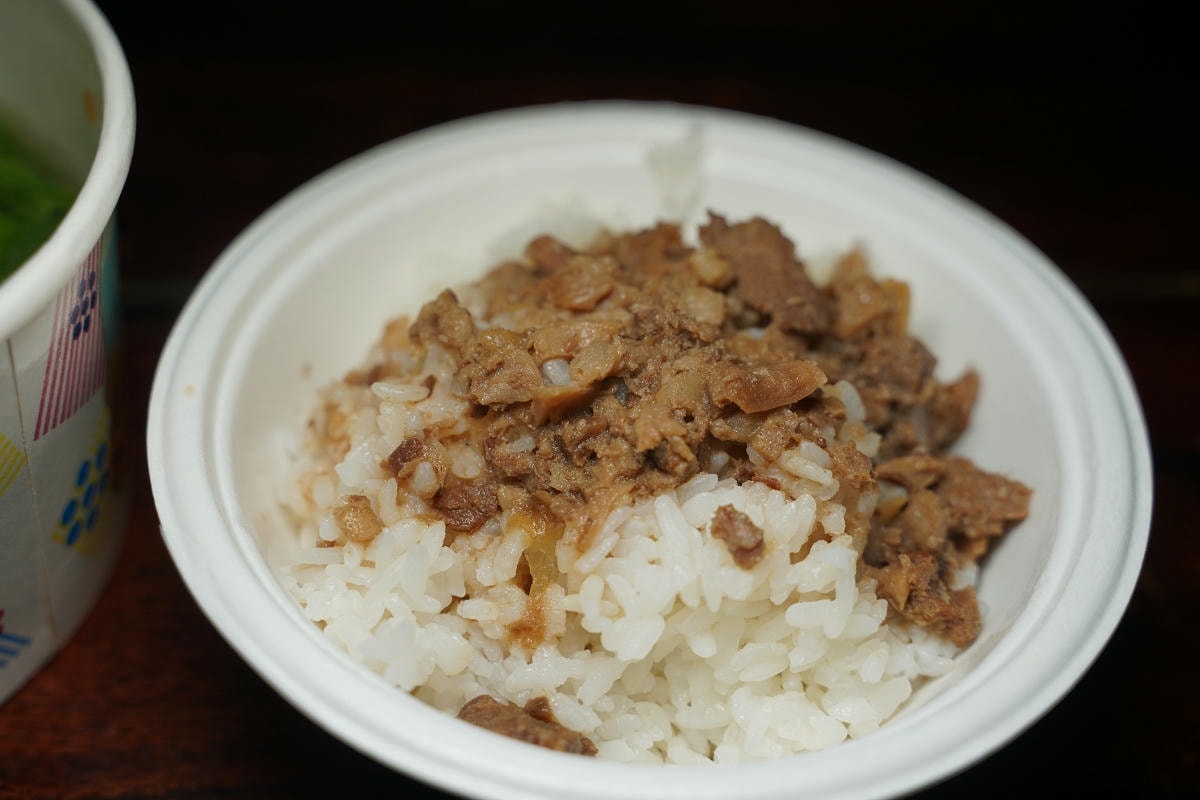 【金字塔三角湯圓】大溪老街超人氣在地小吃 大溪老城區獨家風味 招牌三角湯圓/糯米大腸