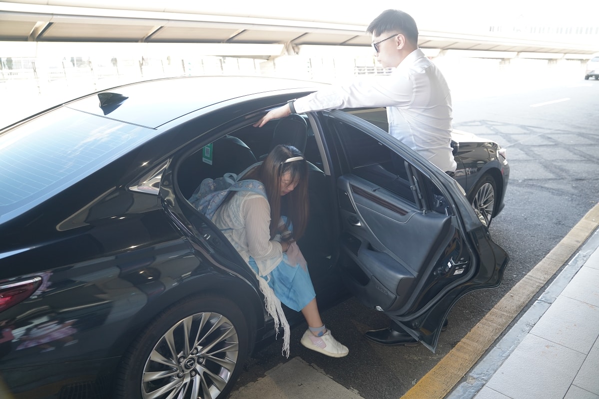 【奇林機場接送】桃園機場接送推薦 合法租賃公司才安心 均承保500萬乘客險 最高規格接機服務