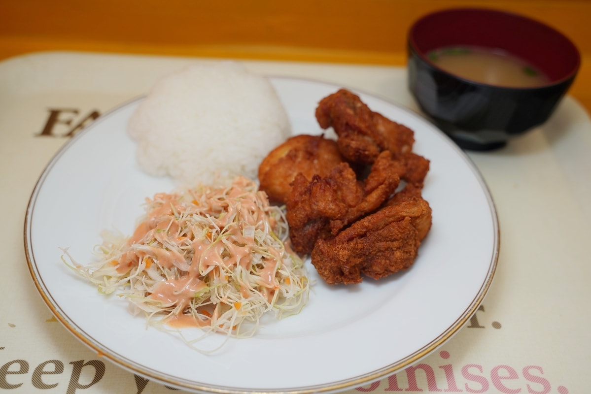 【丸吉食品】沖繩濱比嘉島早餐推薦 每日限量奶油燒魚定食晚來吃不到 燒肉定食/炸雞塊定食必點 - 第15張圖 【丸吉食品】沖繩濱比嘉島早餐推薦 每日限量奶油燒魚定食晚來吃不到 燒肉定食/炸雞塊定食必點