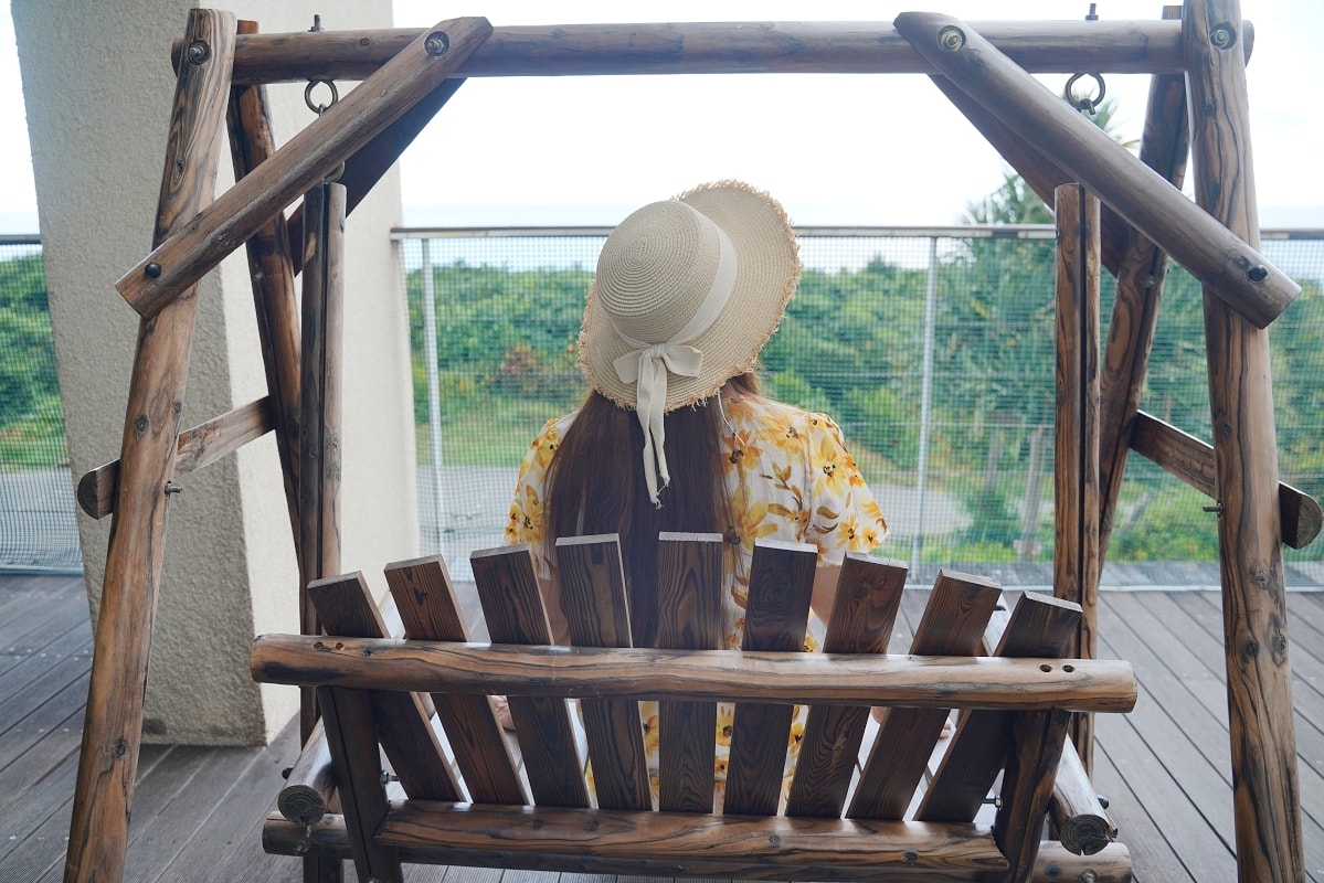 【命御庭製鹽工廠】沖繩宮城島免費景點推薦 海景餐廳鹽味下午茶美味必點 果報崖絕美海景必訪