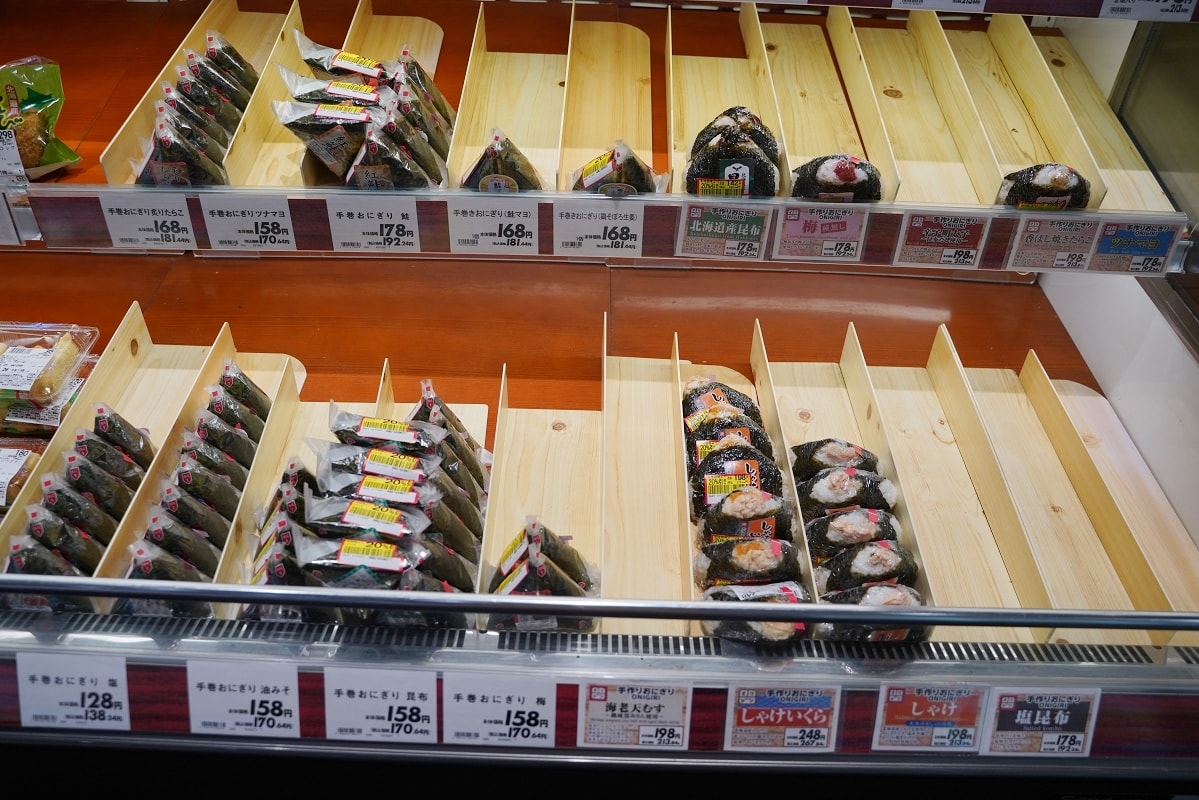 【MaxValu Yakena】AEON永旺旗下大型超市 沖繩宮城島/濱比嘉島零食熟食必逛