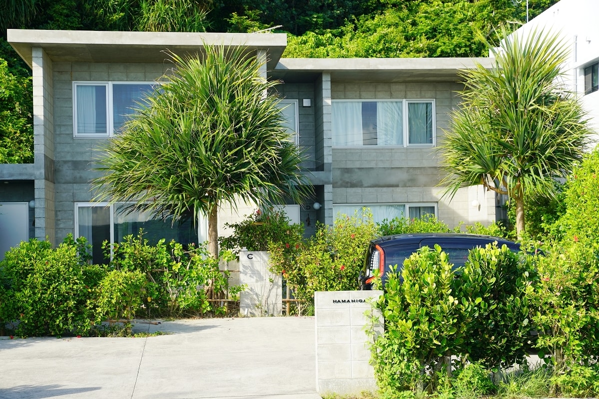 【H villa Hamahiga】沖繩濱比嘉島住宿推薦 極簡灰白色美學獨棟度假海邊別墅