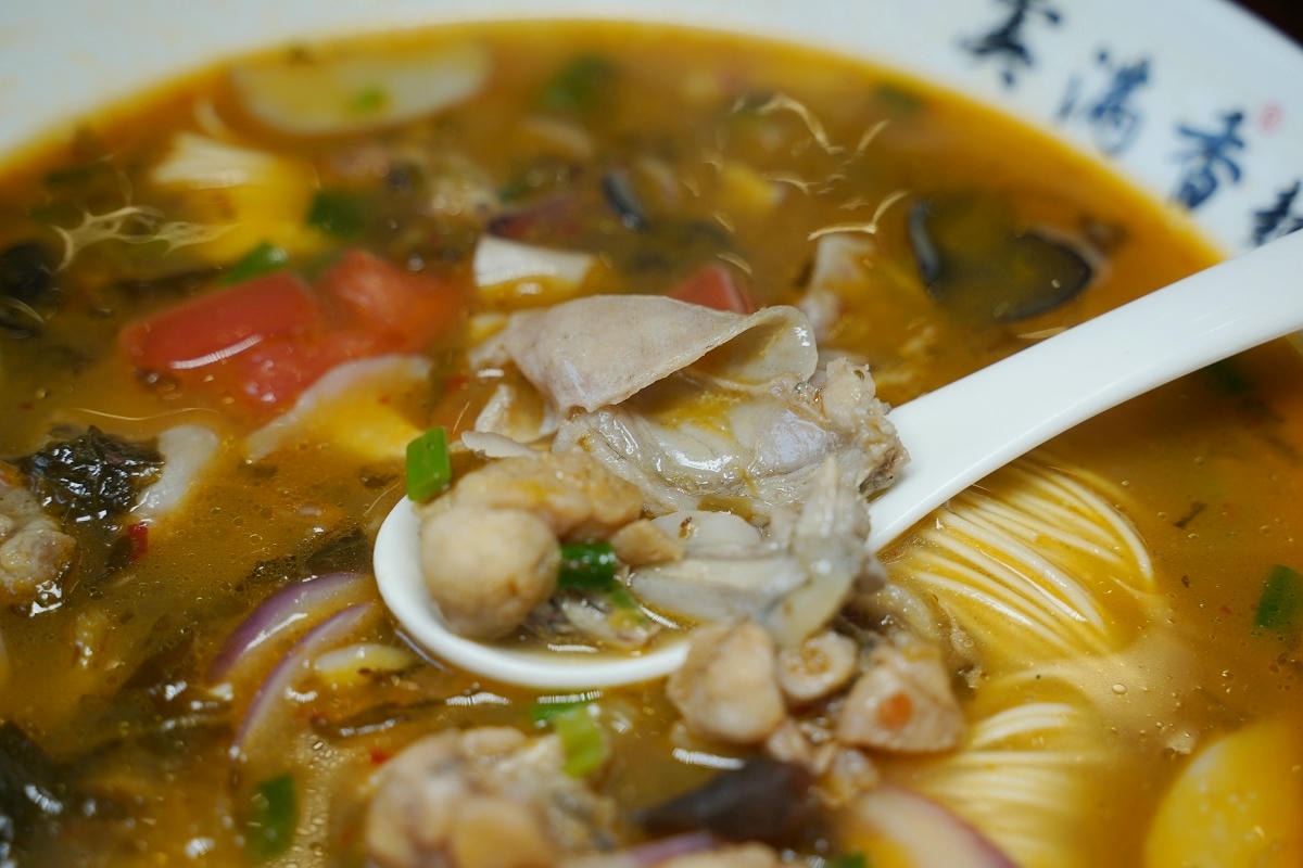 【虞滿香麵館虞景文華店】常熟人的早晨從一碗麵開始 常熟必吃美食炒澆麵 美味藤椒蕃茄牛蛙麵 - 第8張圖 【虞滿香麵館虞景文華店】常熟人的早晨從一碗麵開始 常熟必吃美食炒澆麵 美味藤椒蕃茄牛蛙麵