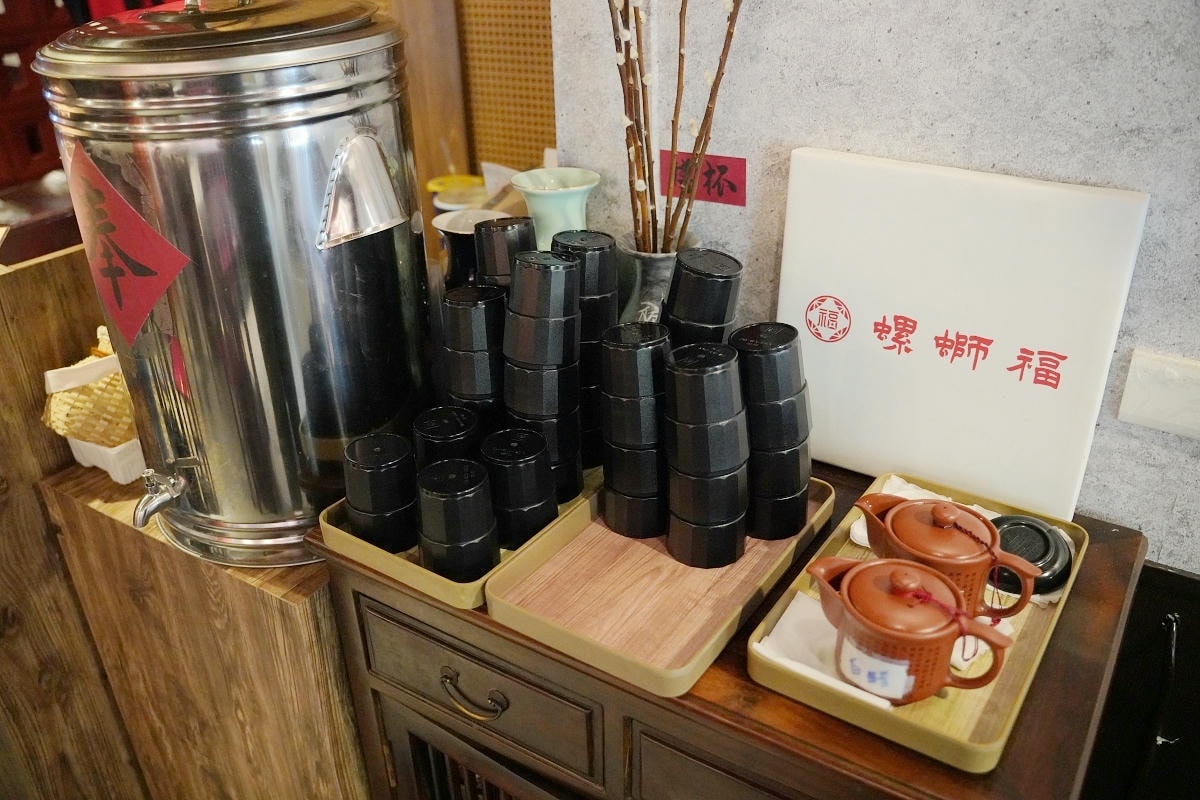 【螺螄福rose food正宗柳州螺螄粉信義店】小資族午餐銷魂飯/燃麵套餐促銷價只要99元