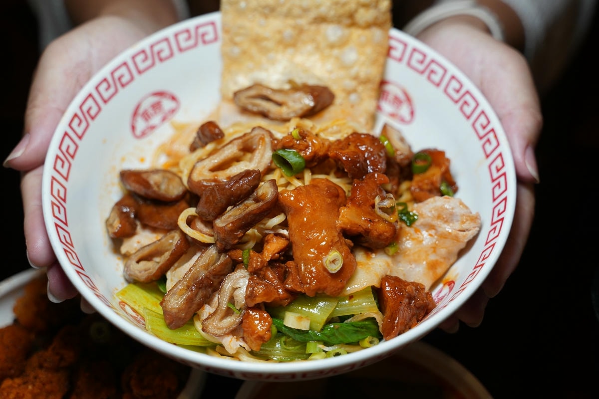 【螺螄福rose food正宗柳州螺螄粉信義店】小資族午餐銷魂飯/燃麵套餐促銷價只要99元