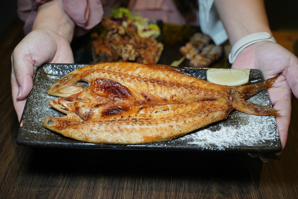 【川楓酒食館】台北中山區晴光市場寶藏日式居酒屋推薦 寵物友善深夜食堂 酒類2小時無限暢飲