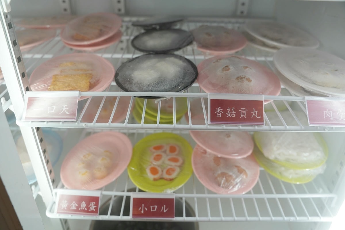 【螺螄福鴛鴦石頭火鍋延吉店】獨創柳州螺螄湯/南京老鴨湯 新開幕冰箱盤類全面五折優惠