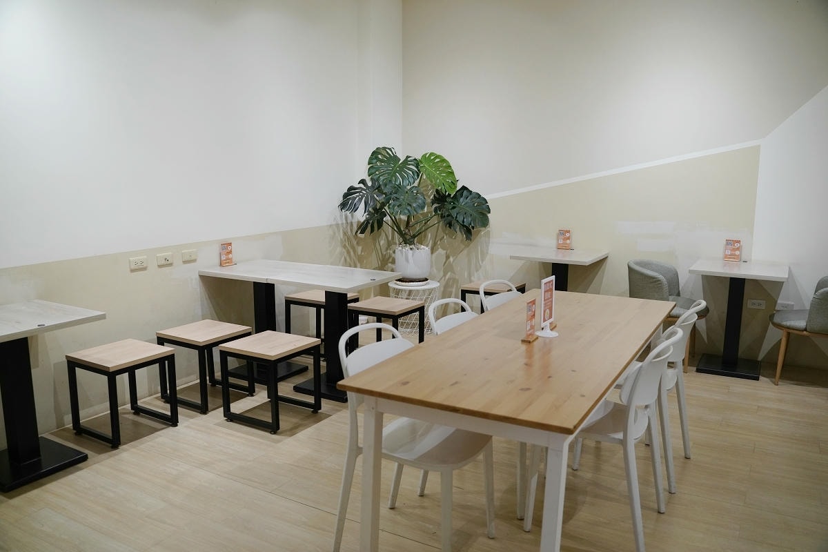 【夕奈狸老蛋餅早午餐】中壢過嶺早午餐推薦 文青風用餐環境+古早味粉漿蛋餅 鄰近好市多中壢店