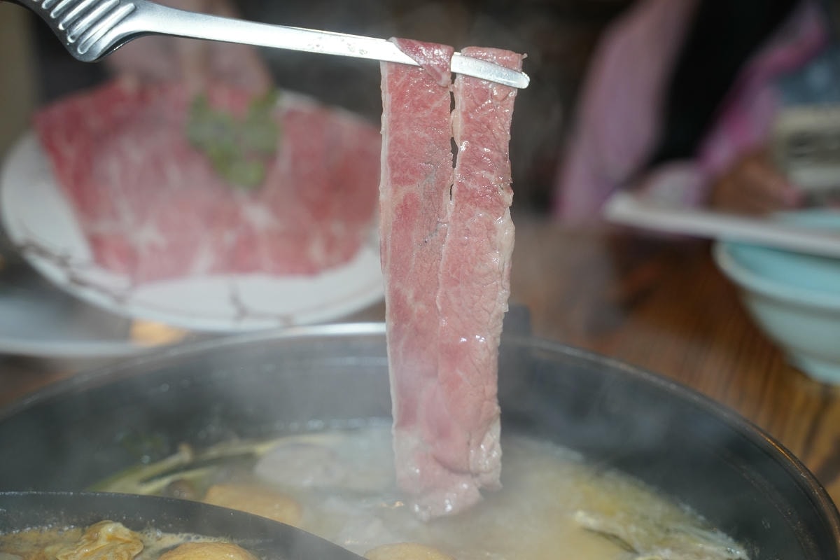 【螺螄福鴛鴦石頭火鍋延吉店】獨創柳州螺螄湯/南京老鴨湯 新開幕冰箱盤類全面五折優惠