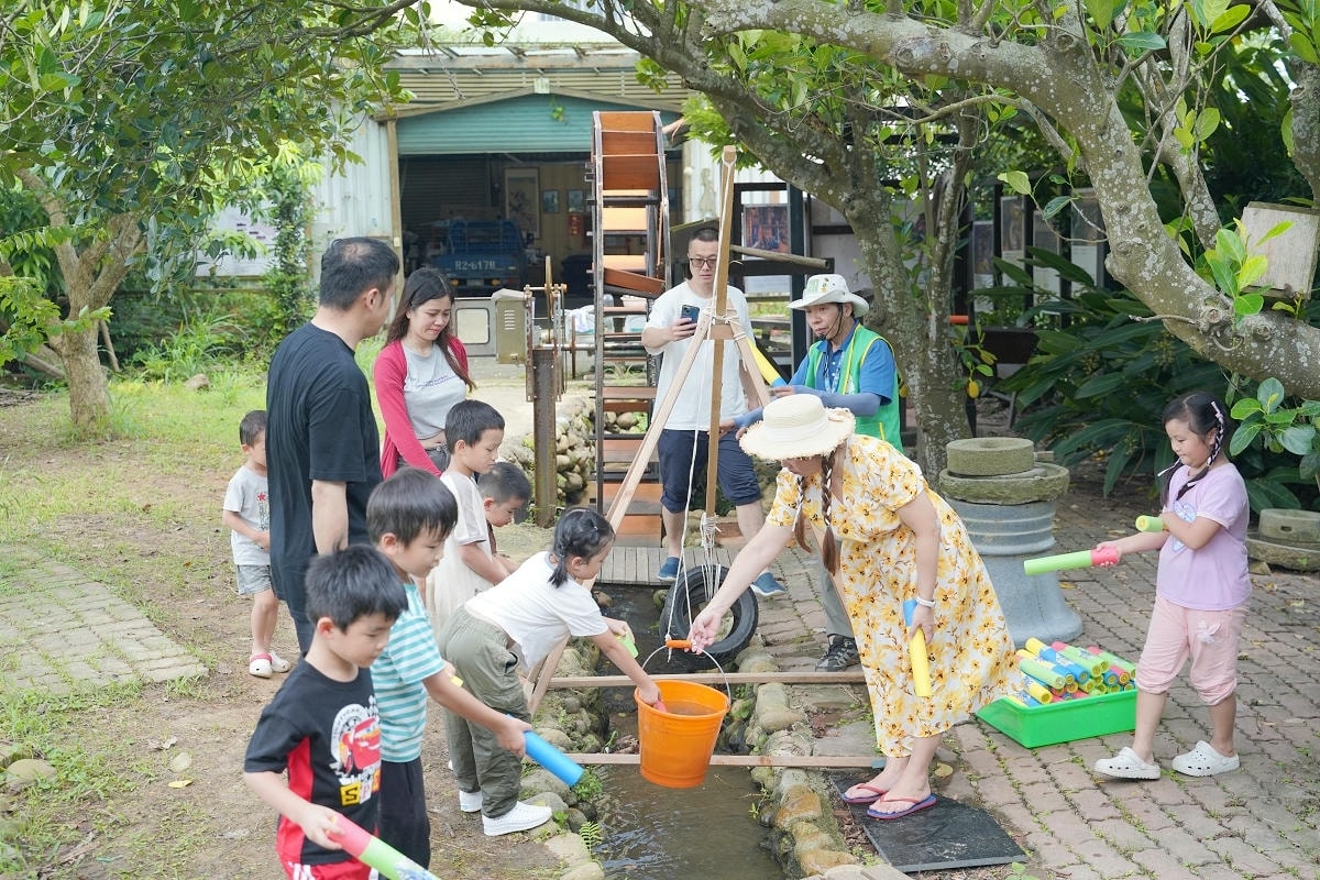 【自然行動】蓮子採收獨角仙生態體驗營 埔頂農村生活體驗園區 桃園農事體驗/親子生態教育推薦 - 第21張圖 【自然行動】蓮子採收獨角仙生態體驗營 埔頂農村生活體驗園區 桃園農事體驗/親子生態教育推薦