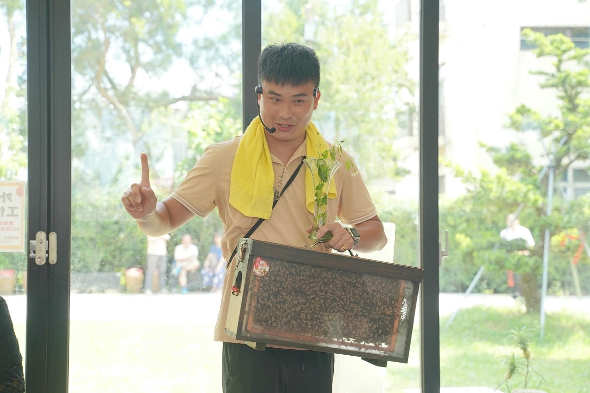 【蘭園養蜂場蜜境生態園區】桃園新屋蜜蜂生態園區 蜜蜂生態導覽/親子手作DIY/小小蜂農體驗