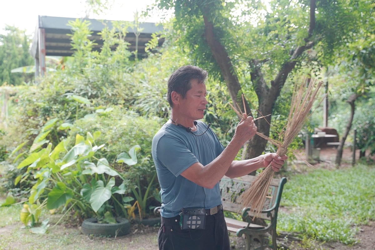 【蓮荷園休閒農場】夏日限定大王蓮水上漂 唯美蓮池盪鞦韆自然景觀藝術 稻草按摩棒DIY體驗
