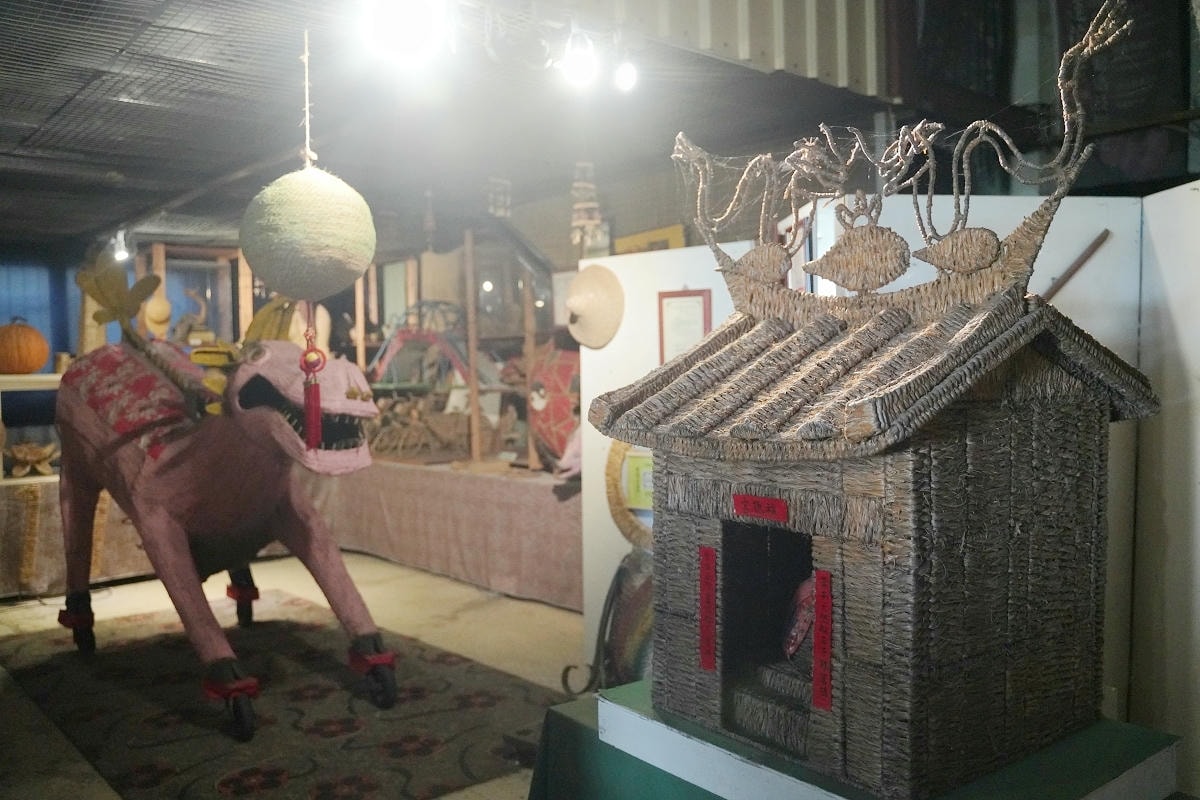 【蓮荷園休閒農場】夏日限定大王蓮水上漂 唯美蓮池盪鞦韆自然景觀藝術 稻草按摩棒DIY體驗