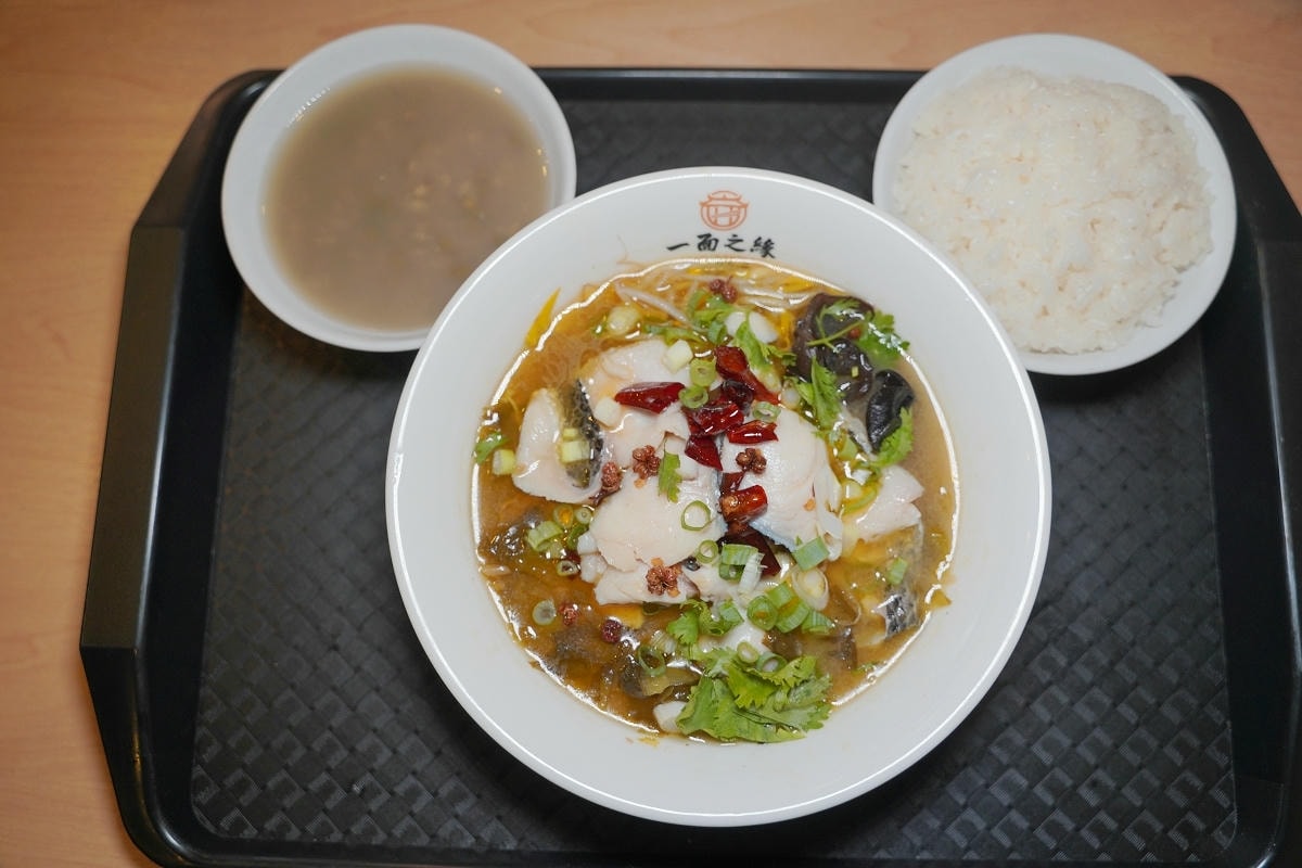 【一面之緣襄楚麵食館五股店】五股在地人推爆的麵店 湖北家鄉味 美味必點牛前腱半筋半肉麵