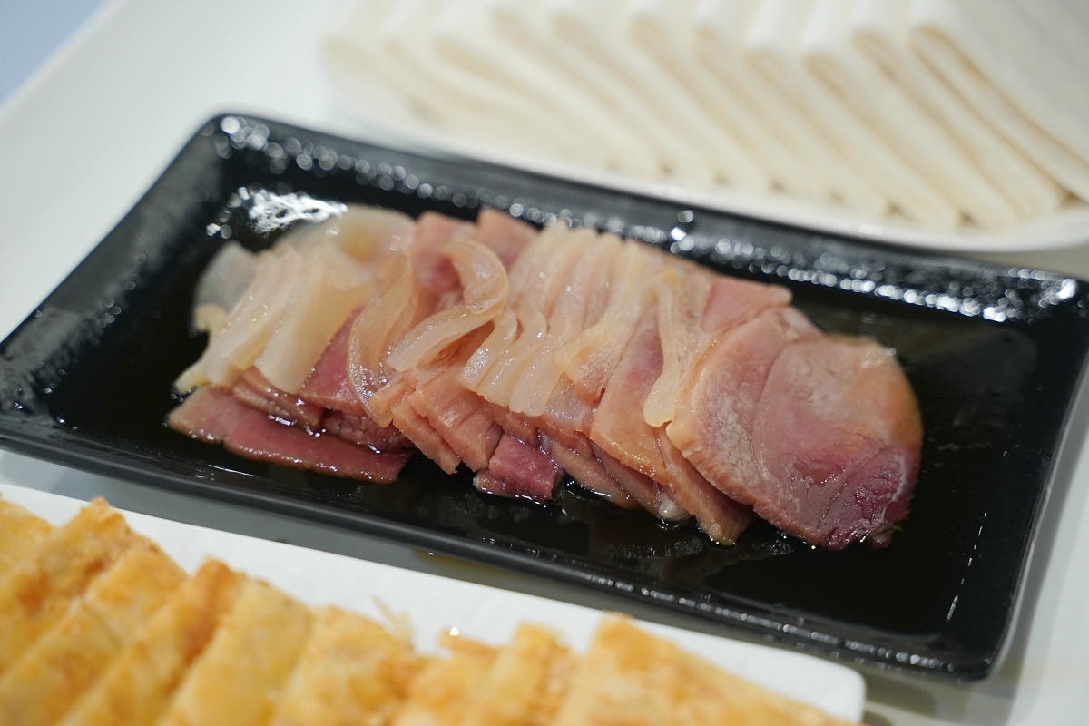 【長春亰華海鮮餐廳】台北中山桌菜料理聚餐餐廳推薦 活體海鮮/烤鴨三吃亰賞鴨/富貴雙味方必點