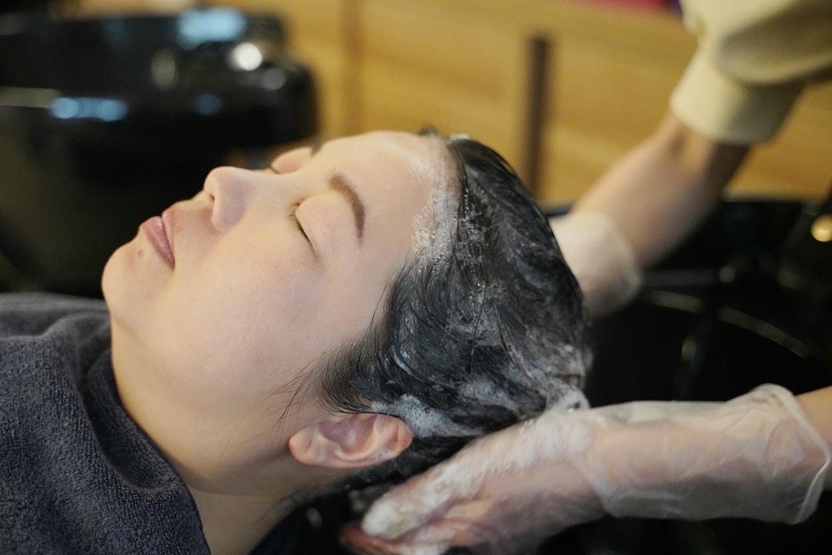 【台中西屯 VS Hair Salon】台中親子美髮沙龍推薦 可愛貓咪+卡皮巴拉水豚駐店