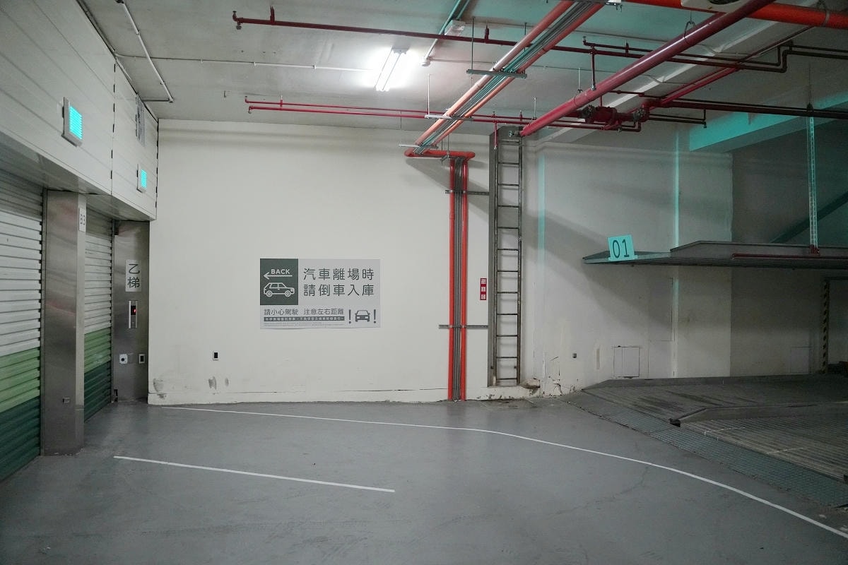 【葉綠宿茶覺旅】台中火車站平價住宿推薦 鄰近宮原眼科/第二市場/一中街夜市 附設地下停車場