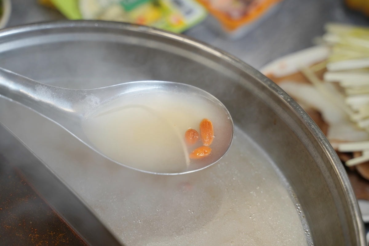 【羊霸天下羊肉爐內壢旗艦店】內壢超人氣火鍋吃到飽餐廳搬新家 豐富自助吧無限量供應通通吃到飽