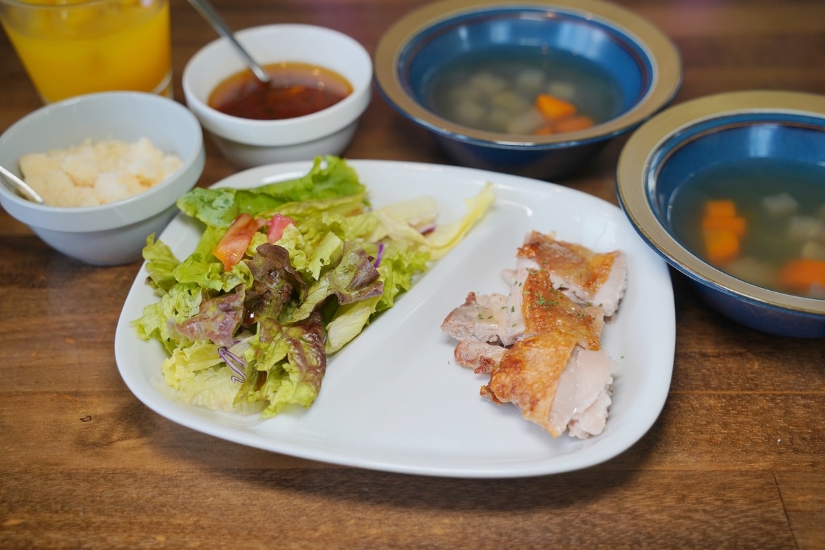 【外食家 くじら沖繩殘波岬店】青の洞窟/殘波岬燈塔美食餐廳好選擇 商業午餐只要1300日圓 - 第12張圖 【外食家 くじら沖繩殘波岬店】青の洞窟/殘波岬燈塔美食餐廳好選擇 商業午餐只要1300日圓